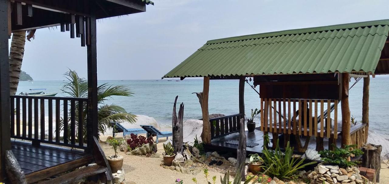 House Guest house *